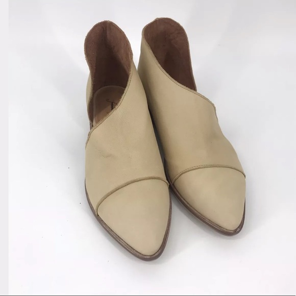 Free People Flat Royale Natural Flat Cut Out Shoes - Picture 7 of 8